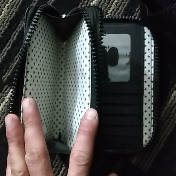 Wallet - Picture 3 of 3